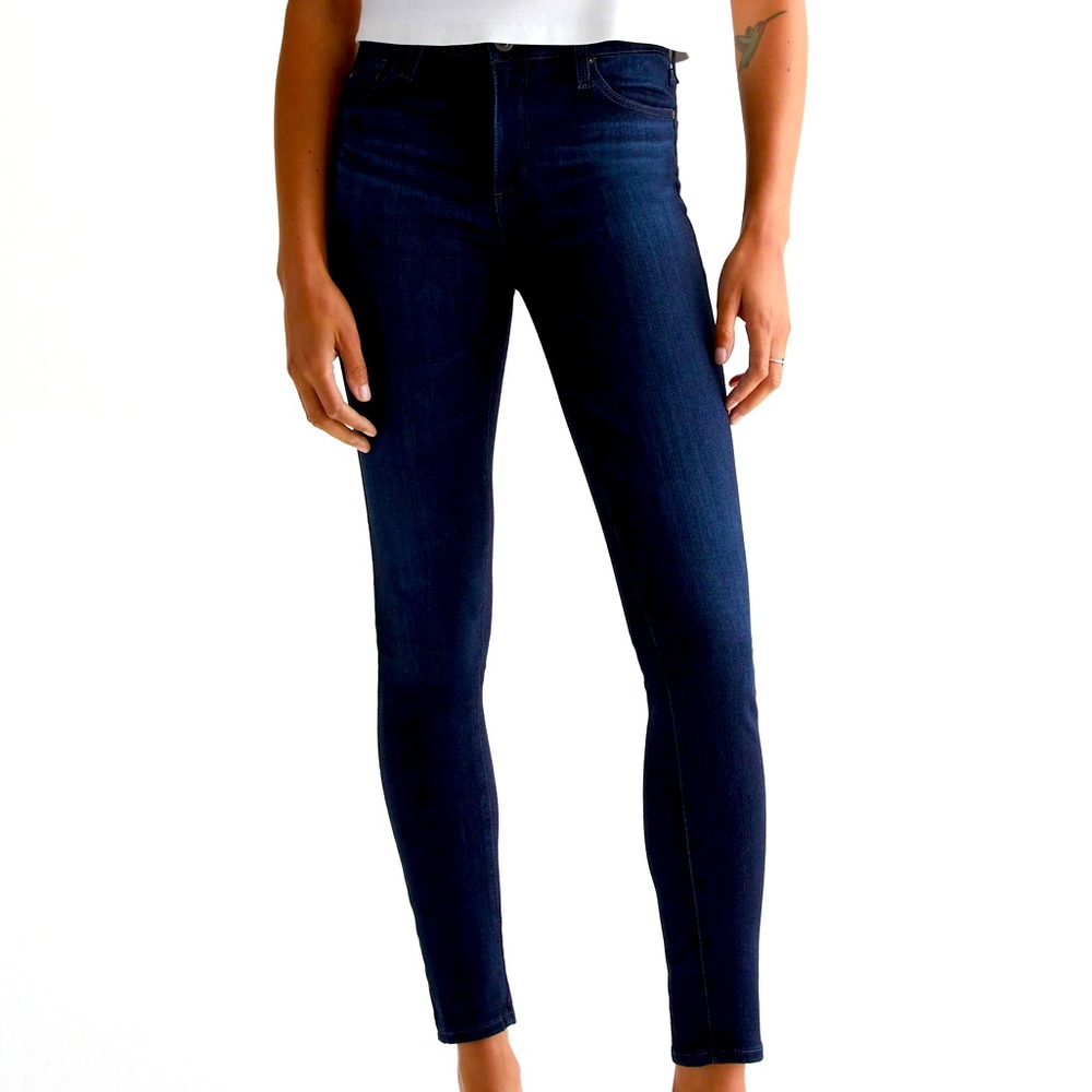 AG skinny jeans. Dark blue. Size 27R.